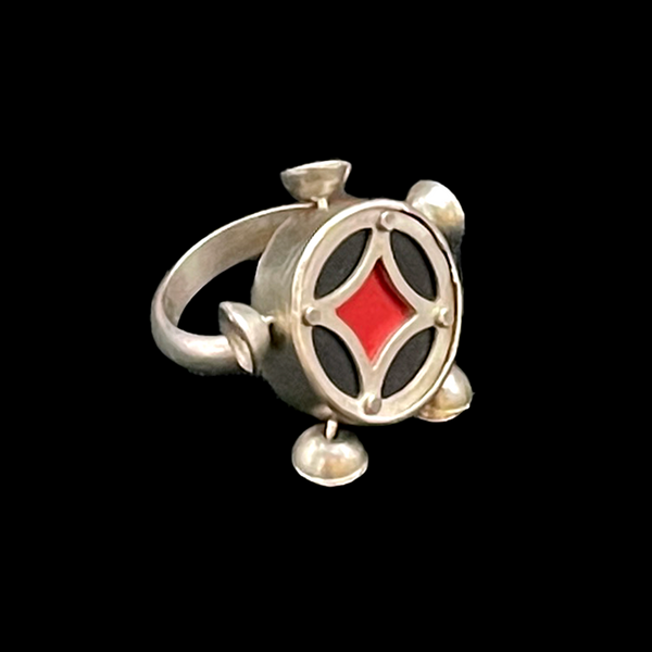 Bingo Ring w/ Tambourines Size 8