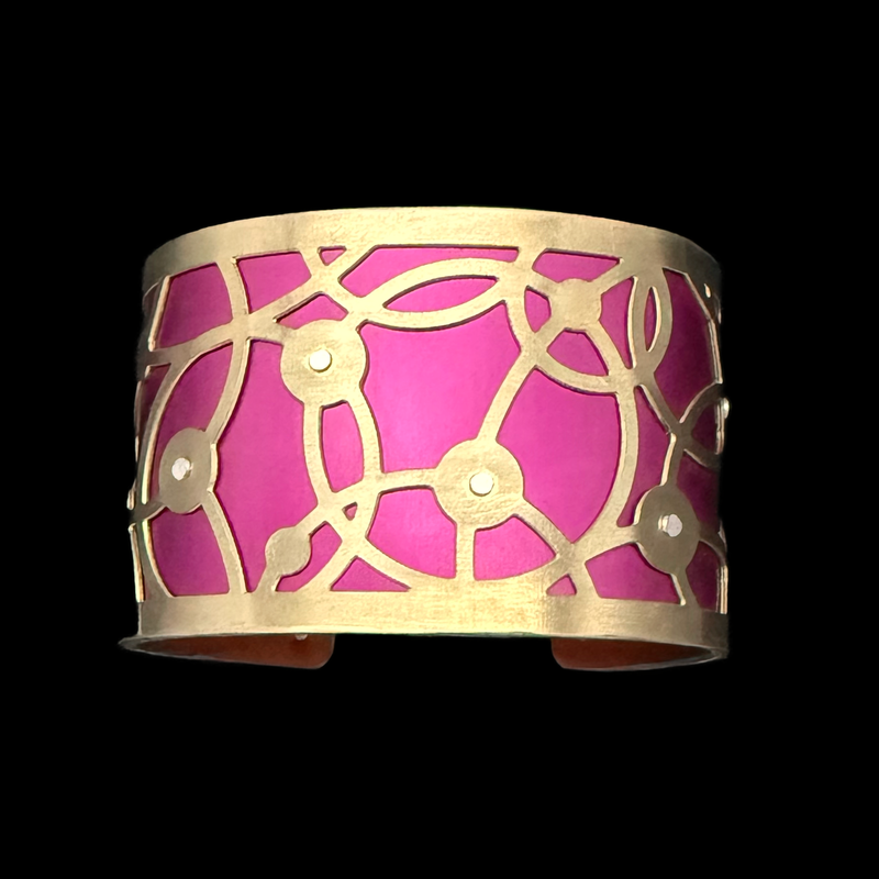 CROP CIRCLES MEDIUM CUFF BRASS