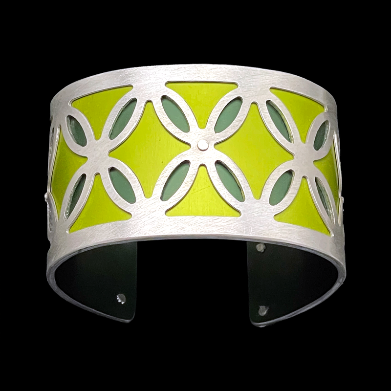 BUTTERFLY CUFF TWO-TONE MEDIUM