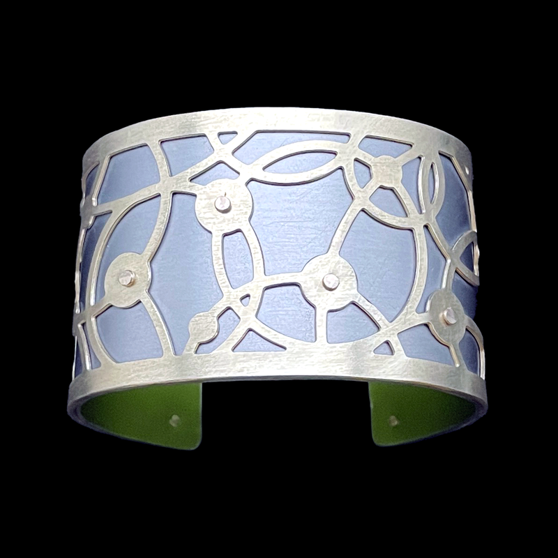 CROP CIRCLES CUFF MEDIUM