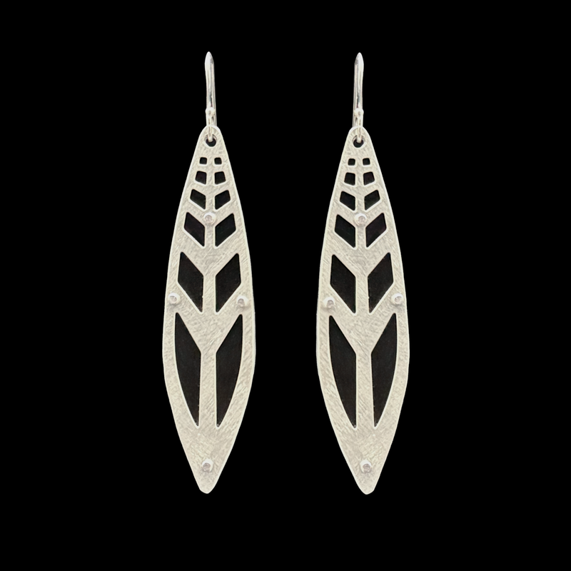 DECO SPEAR EARRINGS 2-TONE
