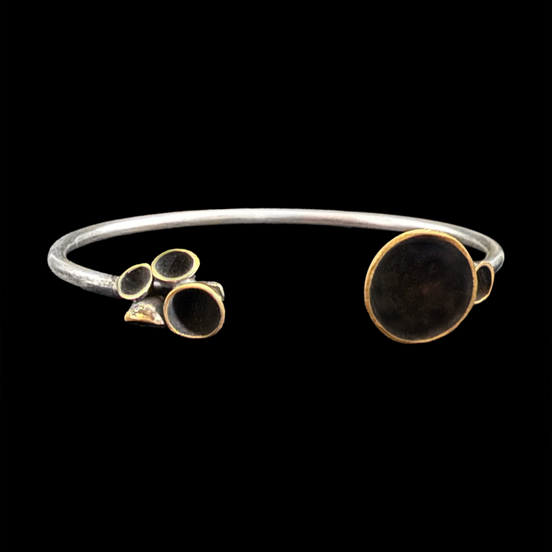 EVOLVED SEAPODS BANGLE