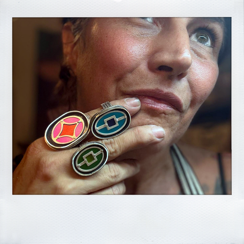 SHADOW BOX RING