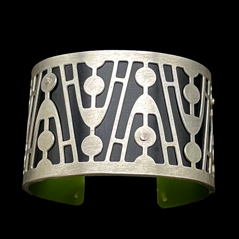 JETSON CUFF MEDIUM