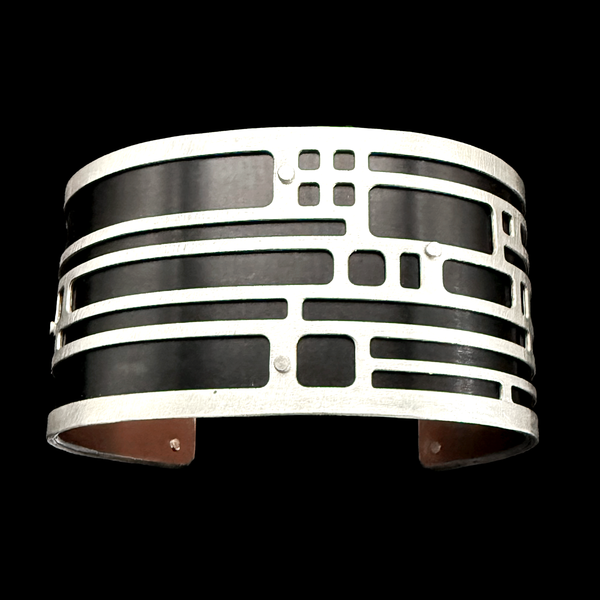 CHICAGO CUFF EXTENDED LENGTH MEDIUM