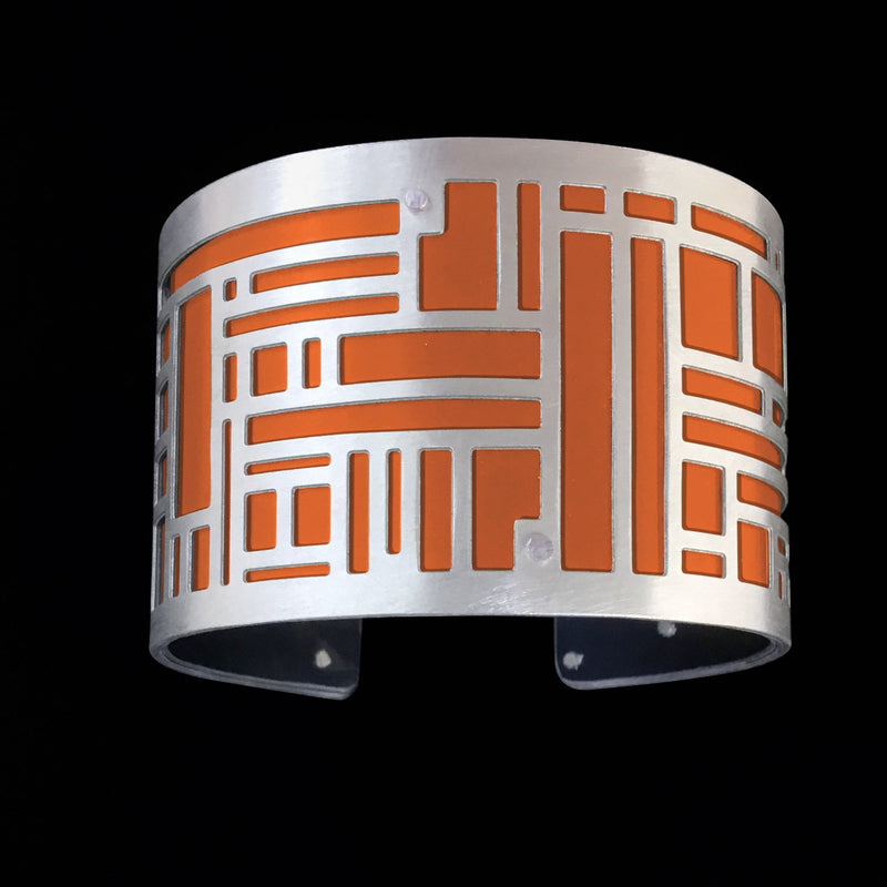 LLOYD CUFF MEDIUM
