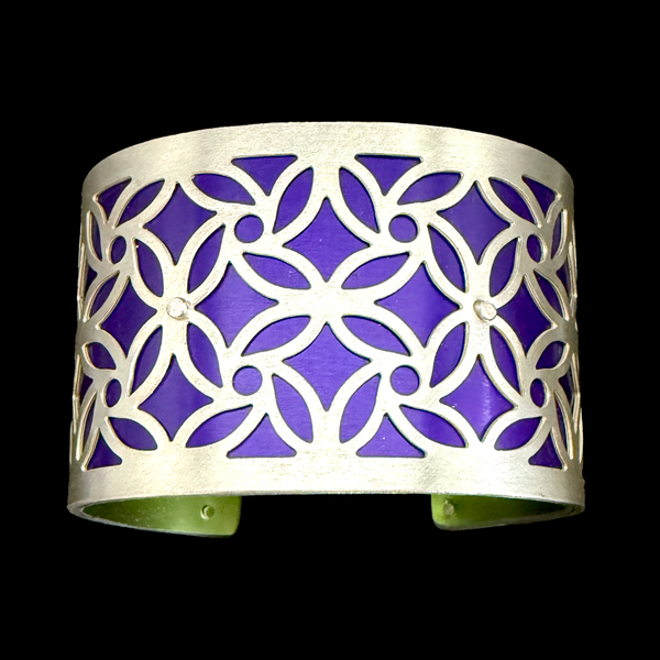 PINWHEEL CUFF MEDIUM