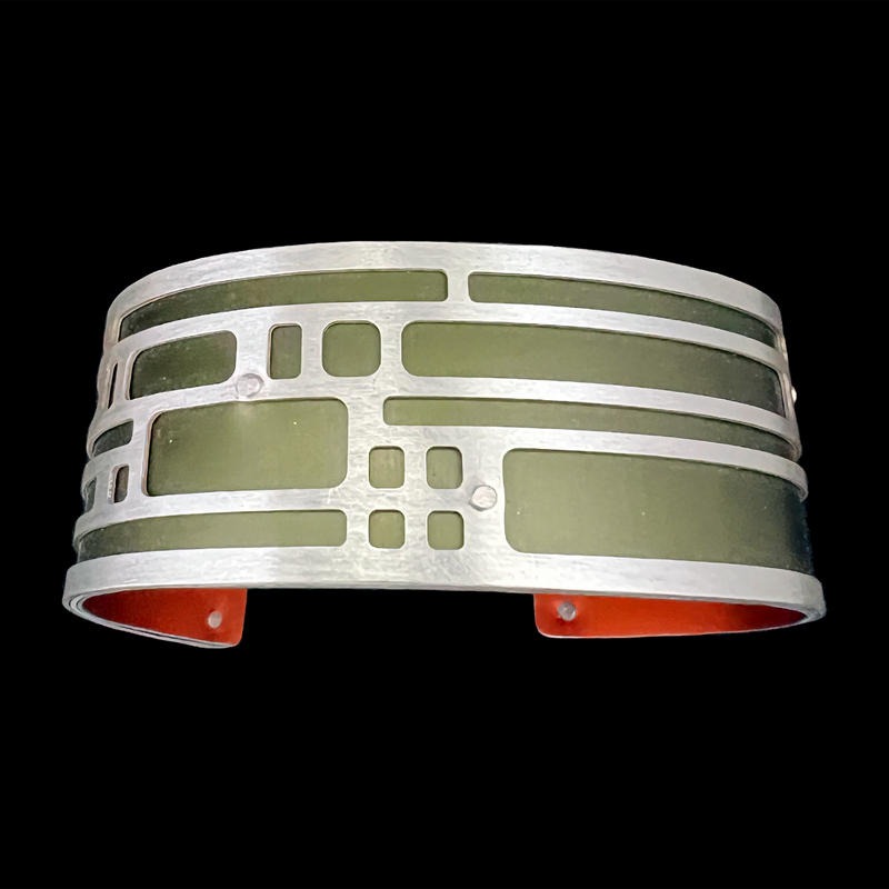 Small Chicago Cuff