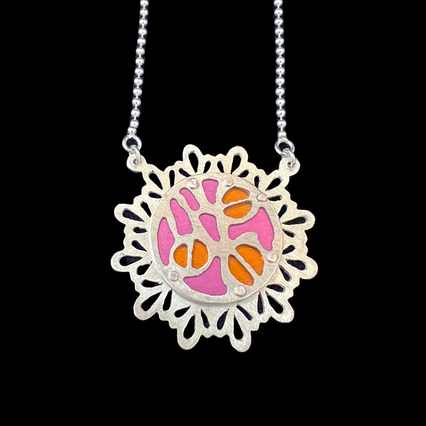 MEDALLION NECKLACE - SMALL LACED SEAPODS