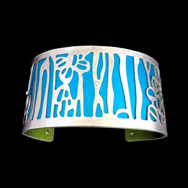 Extended Length Medium Width Vertical Seapod Cuff