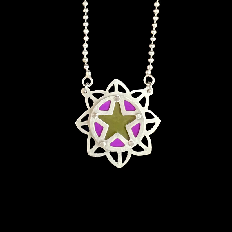 Small Laced Superstar Medallion Necklace