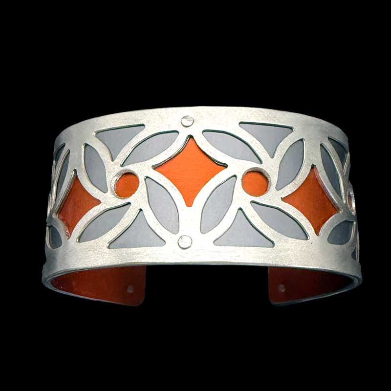 PINWHEEL CUFF TWO-TONE SMALL