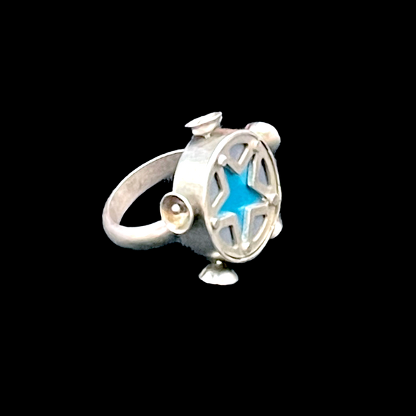 Superstar Ring w/ Tambourines Size 7.75