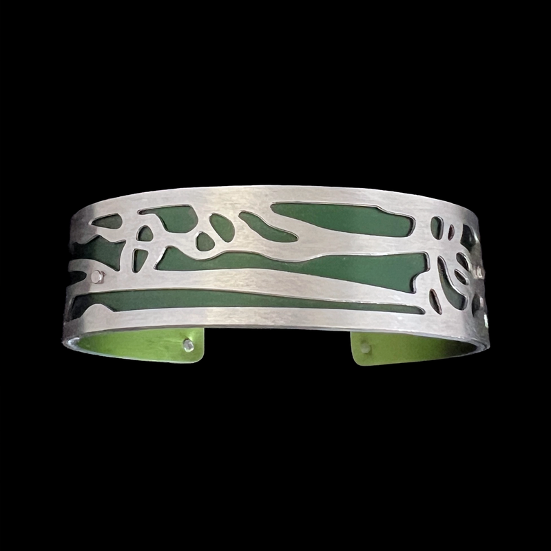 Extra Small Horizontal Seapod Cuff