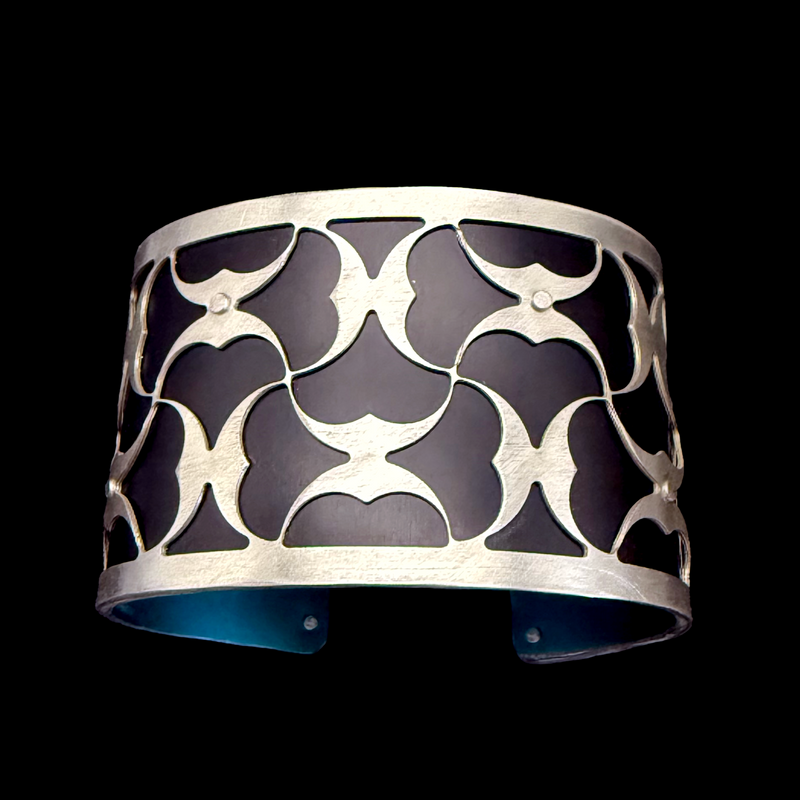 ALHAMBRA CUFF MEDIUM