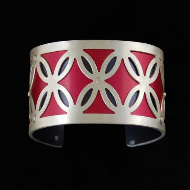 BUTTERFLY CUFF TWO-TONE MEDIUM