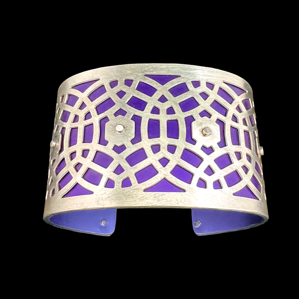 Medium Round n Round Cuff