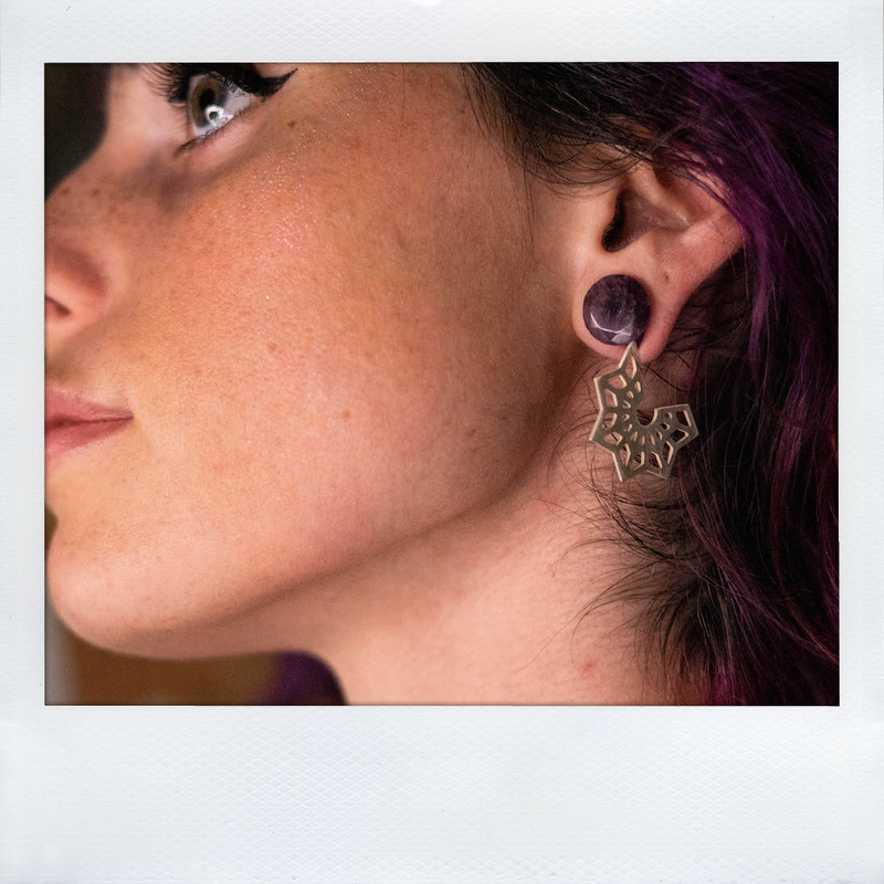 SPIKED SPEAR SIDE EARRINGS