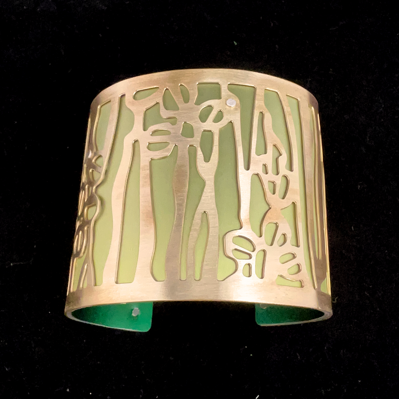 BRASS VERTICAL SEAPOD CUFF LARGE