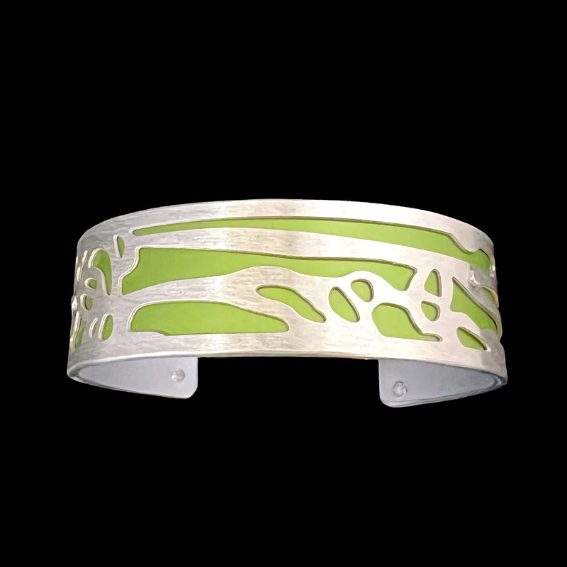 Extra Small Horizontal Seapod Cuff